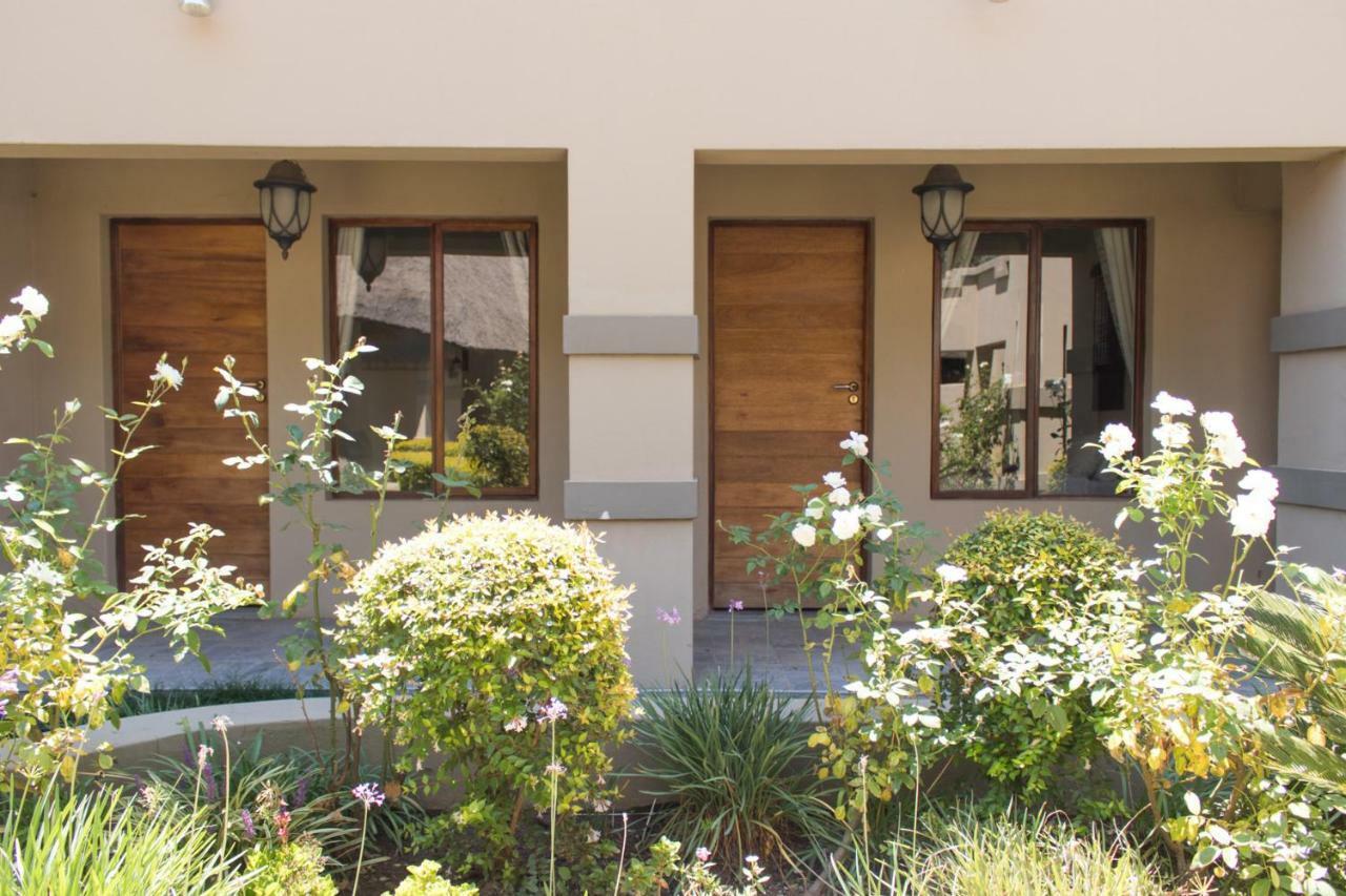 Hotel The Three Countries Estate Benoni Exterior foto