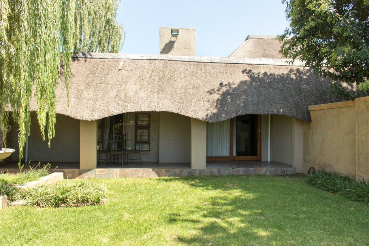 Hotel The Three Countries Estate Benoni Exterior foto